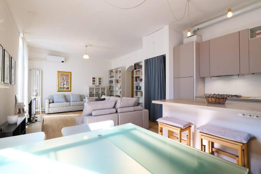 Primopiano - Rinuccini Apartment มิลาน ภายนอก รูปภาพ