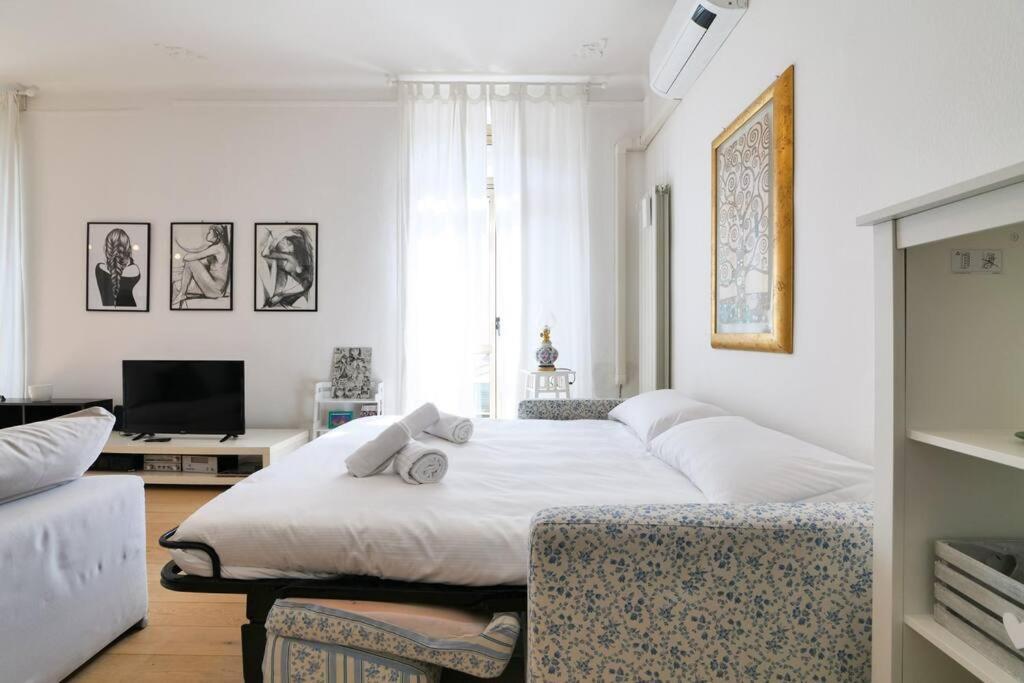 Primopiano - Rinuccini Apartment มิลาน ภายนอก รูปภาพ