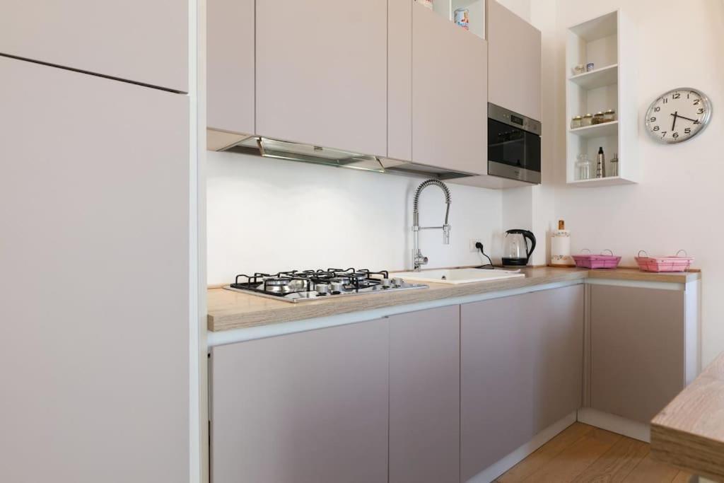Primopiano - Rinuccini Apartment มิลาน ภายนอก รูปภาพ